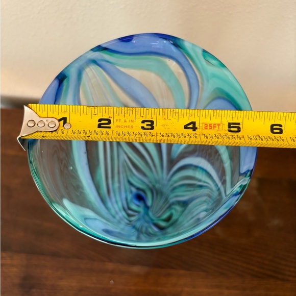 Vintage hand blown Blue and Green Swirl Glass Vase - Picture 7 of 7